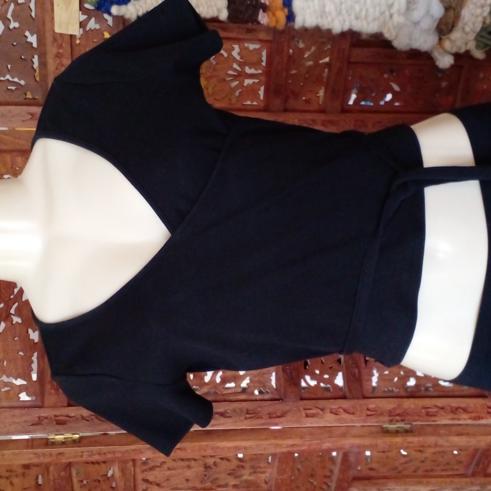 Guess: Crop Top